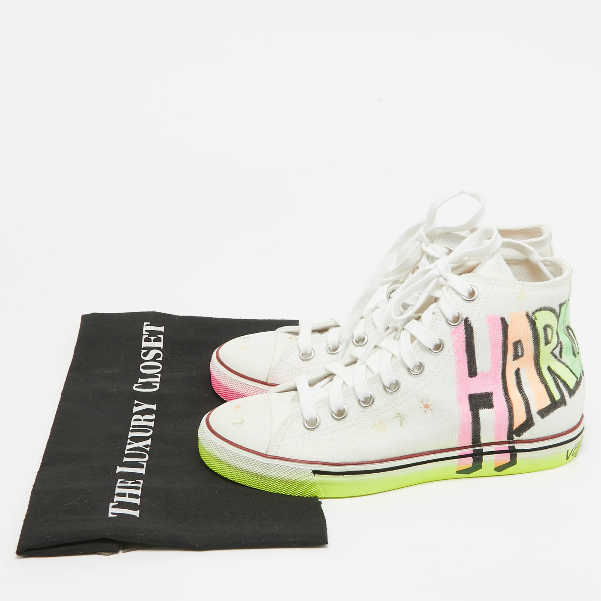 vetements×reebok Buy Vetements x Reebok InstaPump Fury 'Graffiti - White