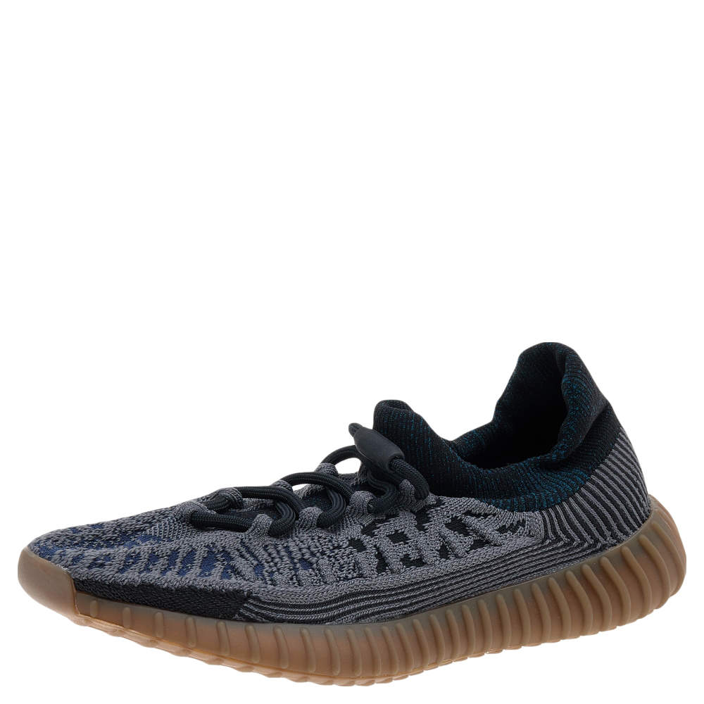 Pre Owned حذاء رياضي ييزي وأديداس سي أم بي سي تي سليت بلو 350 V2 قماش تريكو أزرق مقاس 40  2/3