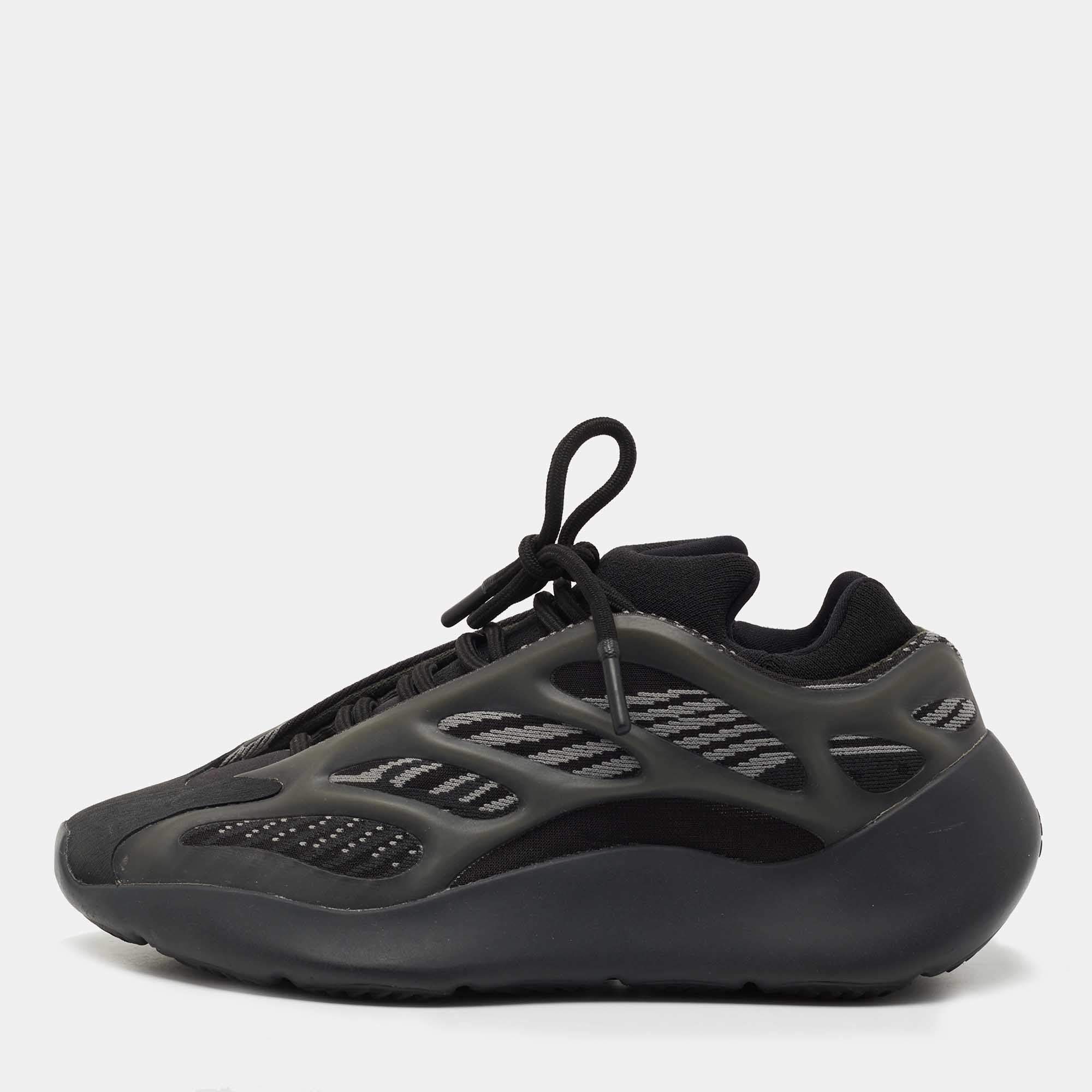 Yeezy x Adidas Fabric and Rubber YEEZY 700 V3 "Alvah" Sneakers Size 37 1/3 Yeezy x | TLC