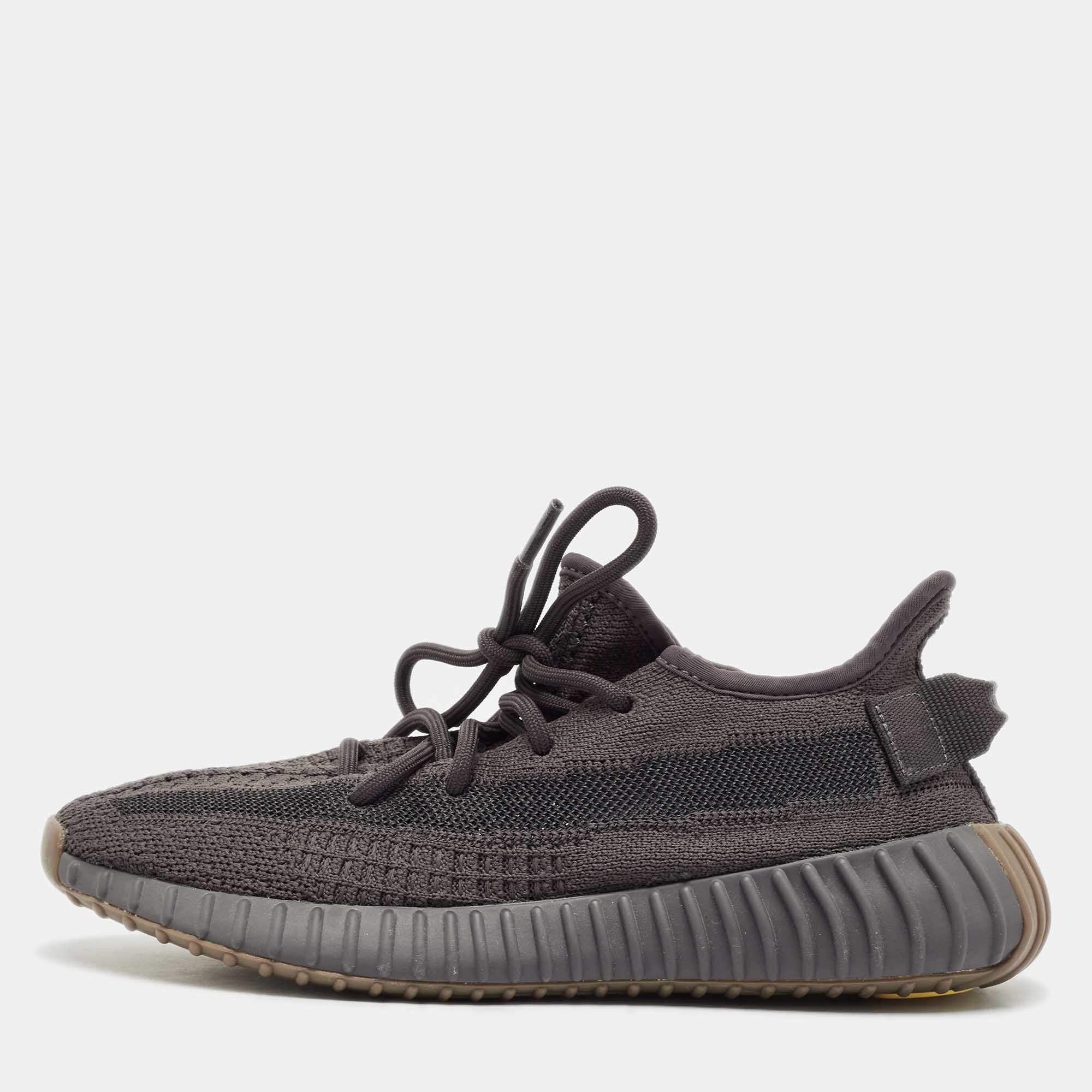 Yeezy x Adidas Black Knit Fabric Boost 350 V2 Cinder Sneakers Size 38
