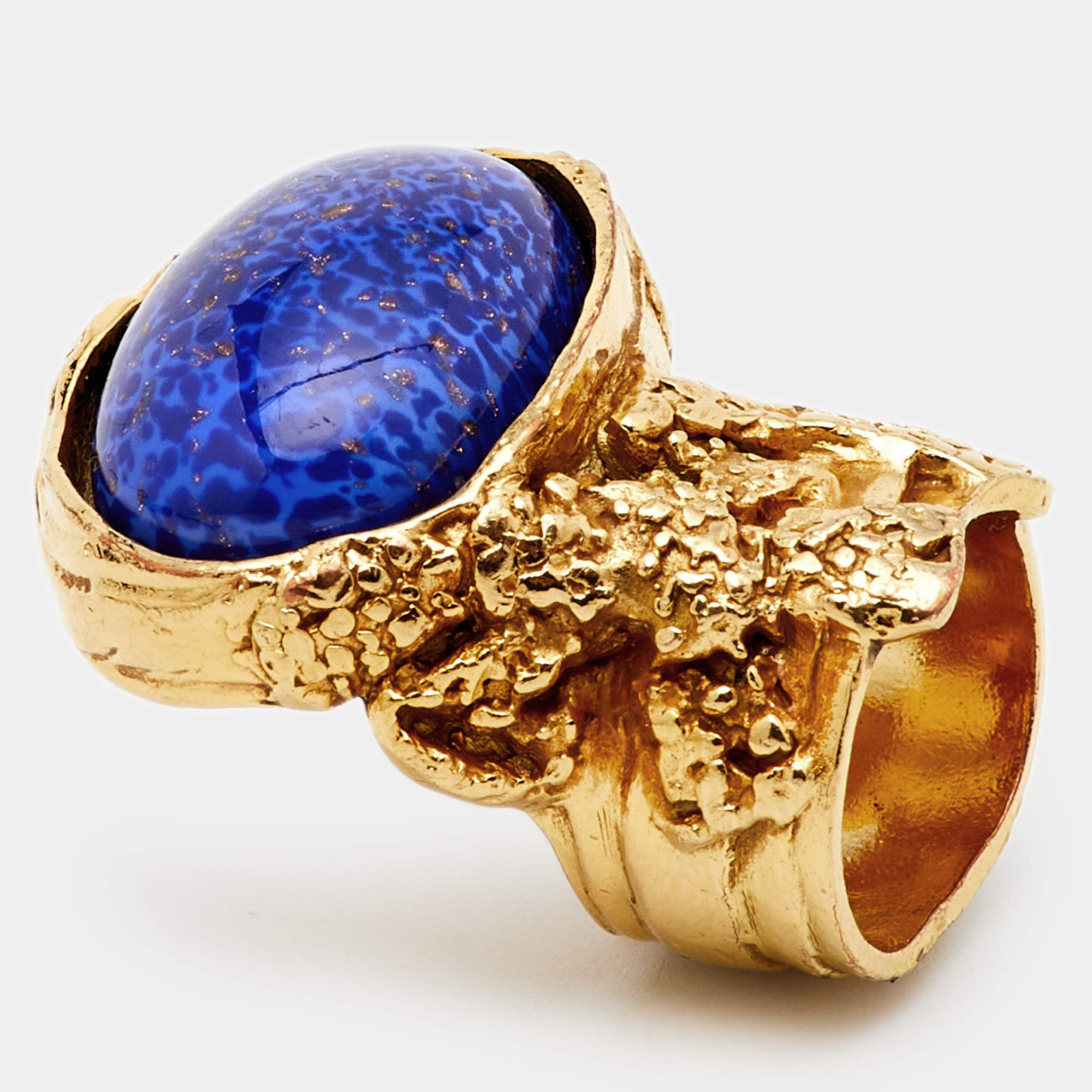 Pre Owned Yves Saint Laurent Blue Cabochon Gold Tone Arty Cocktail Ring Size 52
