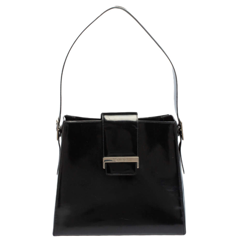 مملوكة مسبقًا حقيبة كتف إيف سان لوران فينتاج جلد أسود بقلاب