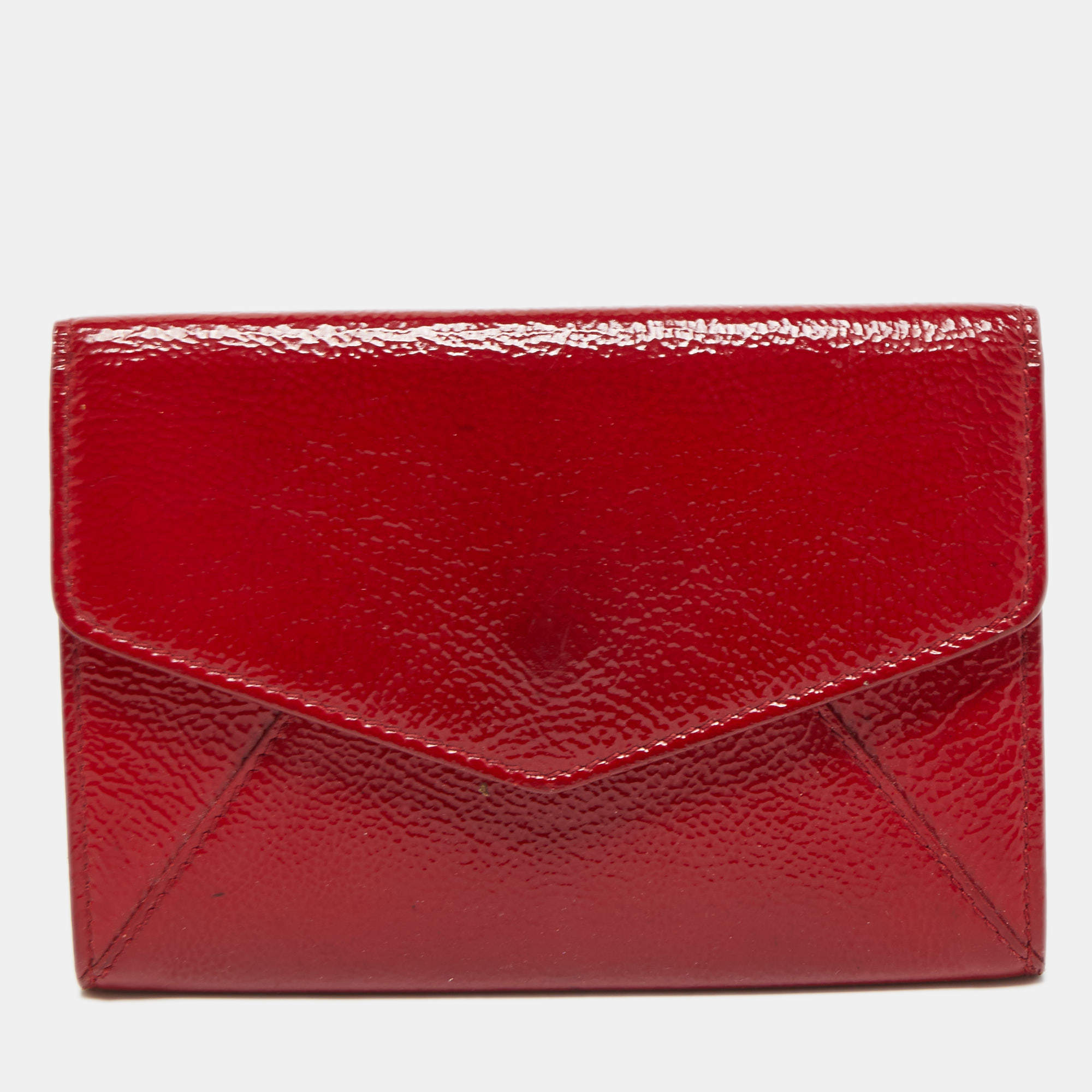 Pre Owned Yves Saint Laurent Red Patent Leather Belle De Jour Flap Compact Wallet