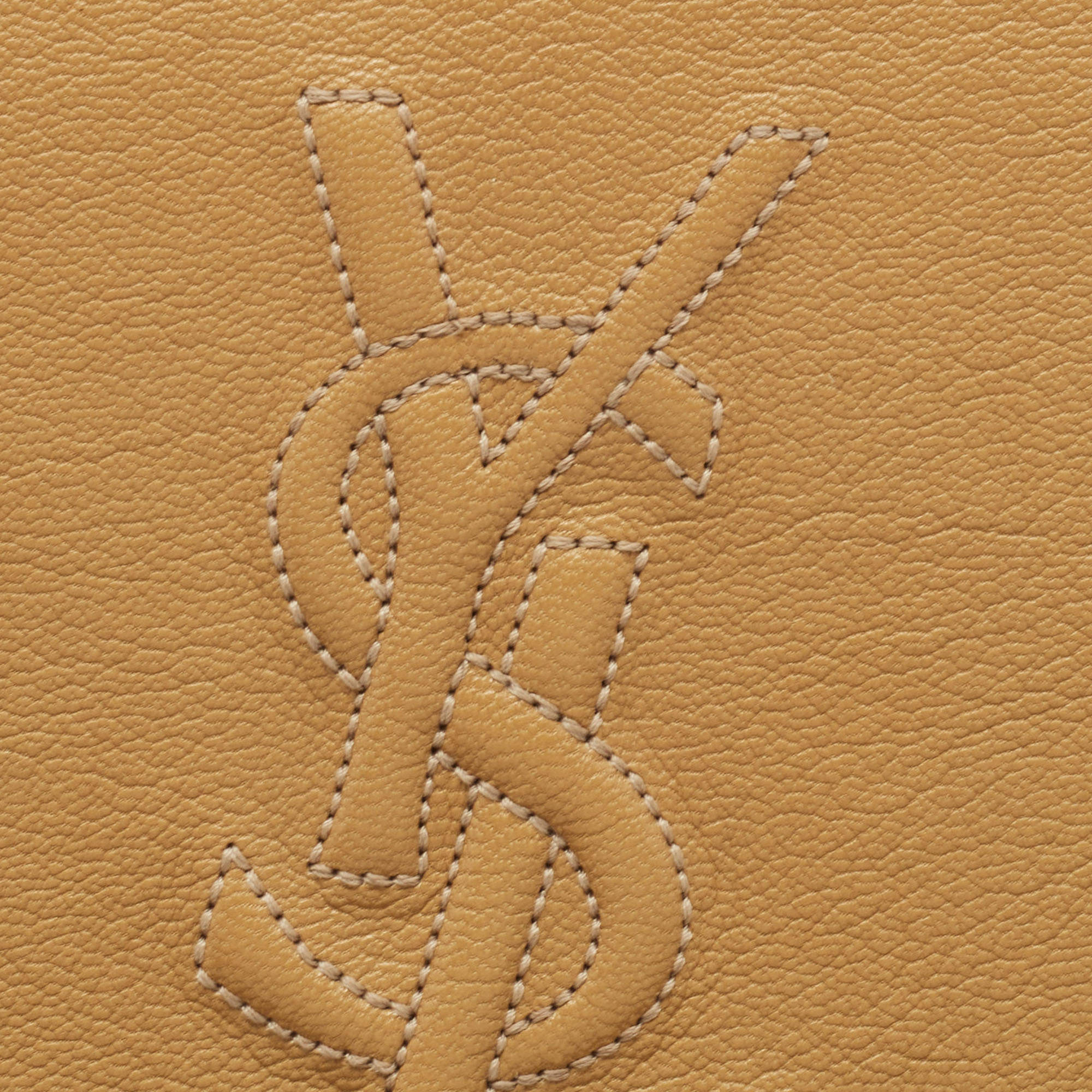 Belle de jour clutch bag Yves Saint Laurent Beige in Wicker - 33962367