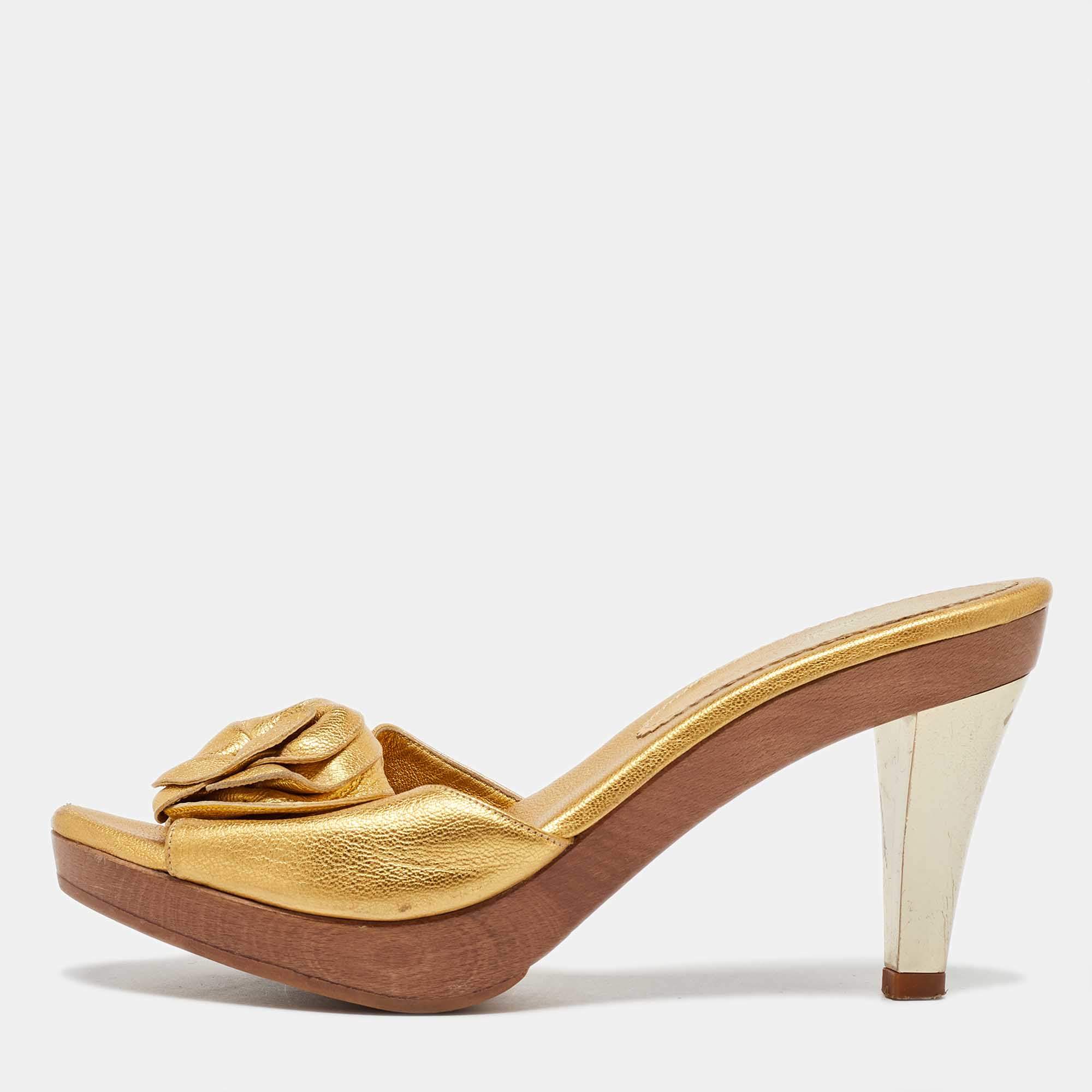 Yves Saint Laurent Metallic Gold Leather Najda Rosette Platform Sandals Size 36