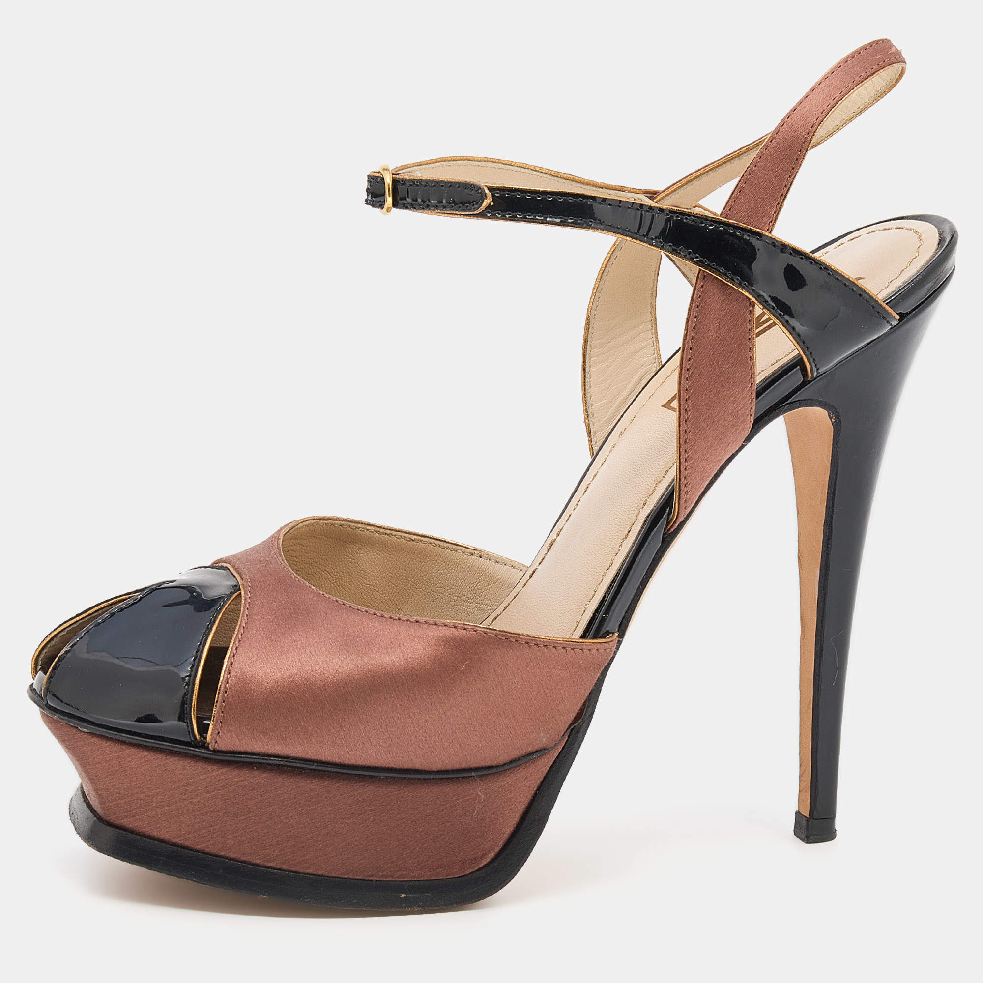 Pre Owned Yves Saint Laurent Brown/Black Patent Leather Platform Ankle Strap Sandals Size 38.5