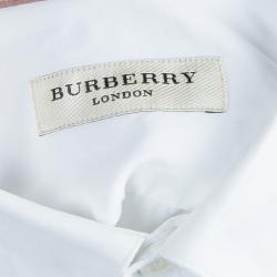 Pre Owned قميص بربري أبيض بأكمام طويلة M