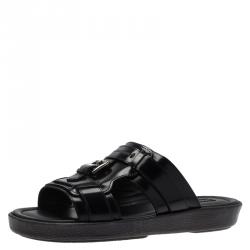 Louis Vuitton Black Fabric and Leather Hamptons Thong Sandals Size 44 Louis  Vuitton | The Luxury Closet