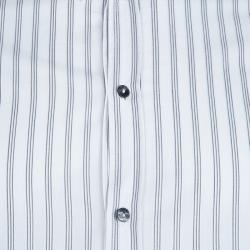 مملوكة مسبقًا قميص دولتشي أند غابانا أزرار أمامية أكمام ثلاثة أرباع قطن أبيض مخطط M