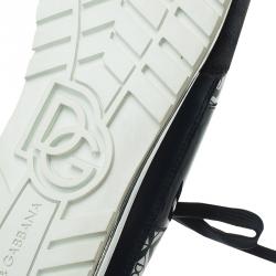 مملوكة مسبقًا حذاء رياضي دولتشي أند غابانا سويدي أزرق كحلي وجلد بالشعار المطبوع مقاس 44