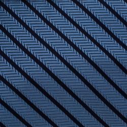 Pre Owned Ermenegildo Zegna Light Blue & Navy Blue Textured Striped Silk Tie