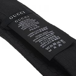 مملوكة مسبقًا ربطة عنق غوتشي حرير أسود مغزول بنقوش هندسية