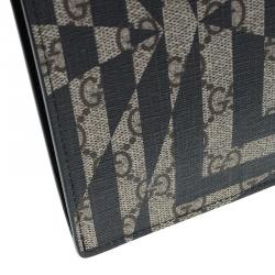 Pre Owned Gucci Beige/Black GG Coated Canvas Caleido Strap Pouch