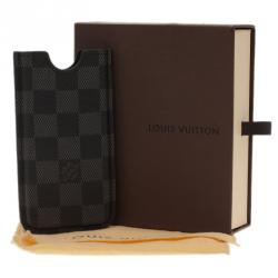 Louis Vuitton  Damier Graphite Canvas iPhone Cover