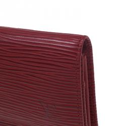 مملوكة مسبقًا محفظة محفظة كونتيننتال لوي فيتون سارة جلد إيبي حمراء