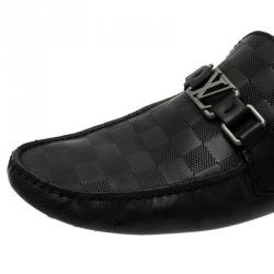 مملوكة مسبقًا Louis Vuitton Onyx Damier Embossed Hockenheim Moccasins Size 42