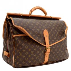 مملوكة مسبقًا حقيبة لوي فيتون ساك شيس هانتينغ كانفاس مونوغرامي