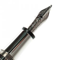 Pre Owned Montblanc Greta Garbo Special Edition Fountain Pen, with 18k Gold Nib