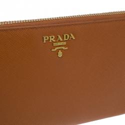 مملوكة مسبقًا Prada Orange Saffiano Metal Oro Side-Zip Wallet