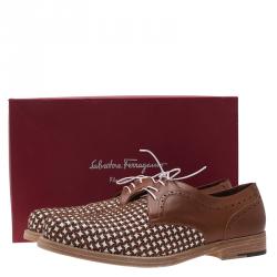 مملوكة مسبقًا Salvatore Ferragamo Brown Woven Leather Bario Oxfords Size 43.5