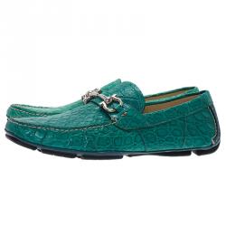 Pre Owned حذاء لوفرز سالفاتوري فيراغامو باريغي جلد نقشة التمساح أخضر مقاس 41