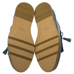 مملوكة مسبقًا Salvatore Ferragamo Teal Blue Leather Nikos Karung Trimmed Runway Fringe Loafers Size 42