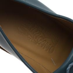 مملوكة مسبقًا Salvatore Ferragamo Teal Blue Leather Nikos Karung Trimmed Runway Fringe Loafers Size 42