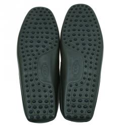 مملوكة مسبقًا حذاء سليبرز تودز جلد أخضر زيتوني مقاس 43