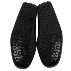 مملوكة مسبقًا Tod's Brown Patent Bow Loafers Size 42.5