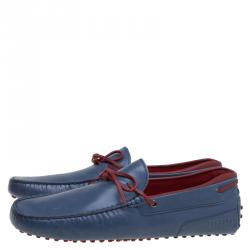 مملوكة مسبقًا Tod's for Ferrari Blue and Red Leather Bow Loafers Size 45.5