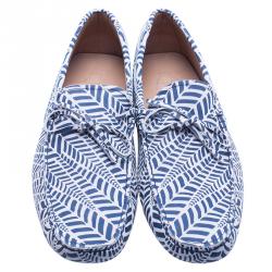 Pre Owned حذاء لوفرز تودز بفيونكة جلد نقش أبيض وأزرق مقاس 43