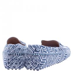 Pre Owned حذاء لوفرز تودز بفيونكة جلد نقش أبيض وأزرق مقاس 43