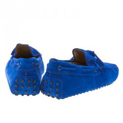مملوكة مسبقًا حذاء لوفرز تودز سويدي أزرق بفيونكة مقاس 42.5
