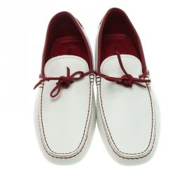 Pre Owned حذاء لوفرز تودز فور فيراري جلد أبيض وأحمر بفيونكة مقاس 43