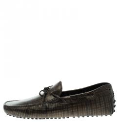 مملوكة مسبقًا Tod's Two Tone Metallic Printed Leather Bow Loafers Size 44