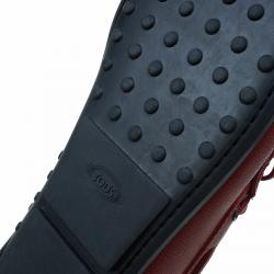 مملوكة مسبقًا حذاء لوفرز تودز جلد أحمر بفيونكة مقاس 43