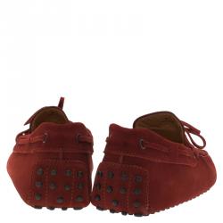 مملوكة مسبقًا Tod's Brown Suede Bow Loafers Size 42.5