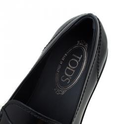 مملوكة مسبقًا Tod's Black Leather Penny Loafers Size 40