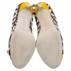 Pre Owned Manolo Blahnik Tricolor Printed Canvas Crystal Buckle Peep Toe Pumps Size 37.5