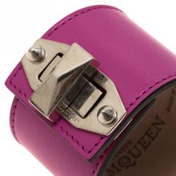 Pre Owned Alexander McQueen Turn Lock Pink Leather Bracelet