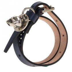Pre Owned Alexander McQueen Navy Blue Studded Leather Wrap With Skull Charm Silver Tone Bracelet
