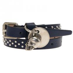 Pre Owned Alexander McQueen Navy Blue Studded Leather Wrap With Skull Charm Silver Tone Bracelet