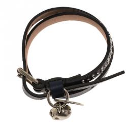 Pre Owned Alexander McQueen Navy Blue Studded Leather Wrap With Skull Charm Silver Tone Bracelet
