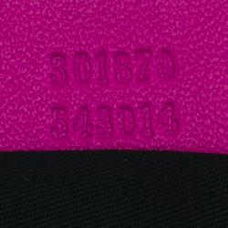 Pre Owned حقيبة كلتش أليكساندر مكوين فلورال دي مانتا نقشة فهد ساتان حمراء متوسطة