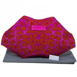 Pre Owned حقيبة كلتش أليكساندر مكوين فلورال دي مانتا نقشة فهد ساتان حمراء متوسطة