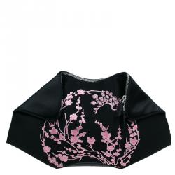 Pre Owned حقيبة كلتش أليكساندر مكوين فلورال دي مانتا مطرزة ساتان سوداء متوسطة