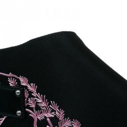 Pre Owned حقيبة كلتش أليكساندر مكوين فلورال دي مانتا مطرزة ساتان سوداء متوسطة