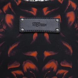 Pre Owned Alexander McQueen Black/Orange Tulip Print Satin Medium De Manta Clutch