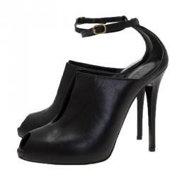 Pre Owned Alexander McQueen Black Leather Cutout Ankle Strap Booties Size 39