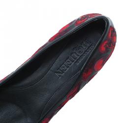 Pre Owned Alexander McQueen Red Tulip Embroidered Ballet Flats Size 41